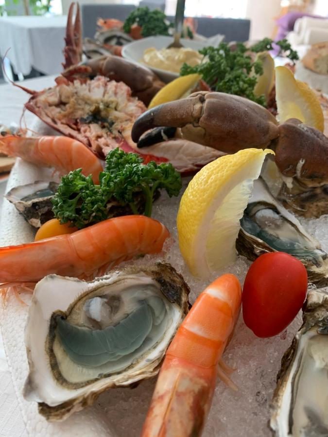 Hotel Restaurant De La Mer Golfe-Juan Exteriér fotografie
